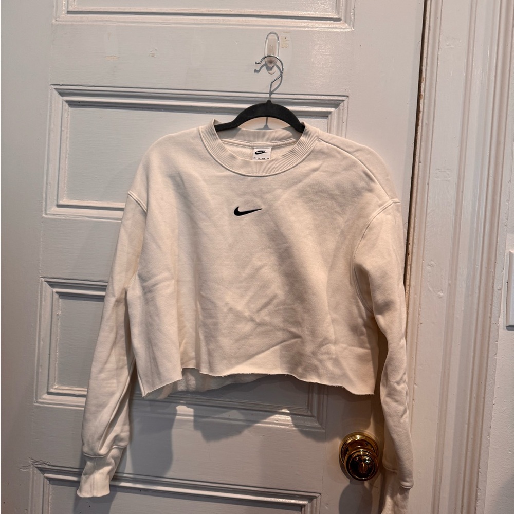 Nike Women's White Cropped Sweatshirt